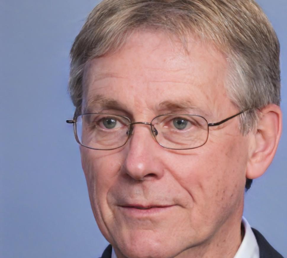 Marco Santini, direttore didattico con esperienza ventennale nel settore beauty